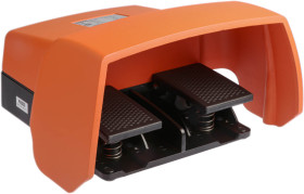 Przełącznik nożny RS PRO Chwilowy 600V 10 A SP-CO IP65