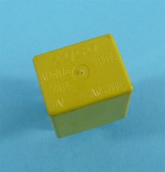 12V V23073-B1005-X012 TYCO