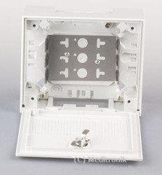 LSA+ BOX 30-INDOOR/HOLES