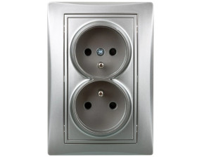 DOMO Gniazdo podwójne kompletne ochrona styków śrubowe 16A 250V srebrny 011260143 24856