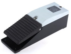 Przełącznik nożny Siemens Aluminium Chwilowy SPDT IP65