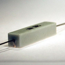 Rezystor ceramiczny SQP 10W 9R1 5