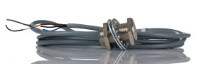 Czujnik zbliżeniowy M18 Indukcyjny 8 mm RS PRO Wpuszczany 10 → 36 V DC długość 30mm Gwintowany