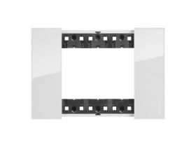 LIVING NOW Ramka 3 moduły - ice KA4803DW LEGRAND