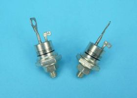 KT-728/600 15A/600V TRIAK