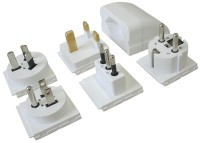 W250-ZESTAW4 Zestaw podróżny adapterów - 3 wkładki [1,2, 3, 5] 2 bieguny wtyk płaski