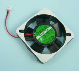 KDE-1204-PFV-2 1,0W 12V 40x10 SUNON