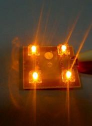 MODUŁ 12V LED FLUX 4 12V 32x36mm YELLOW