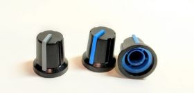 GaĹka N1 na oĹ 6mm moletowana wskaĹşnik niebieski