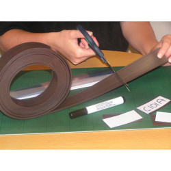 Beaverswood Magnetic Label Holder 30mm x 10m Roll