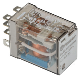 Przekaźnik mocy 24V dc DPDT Finder 1.5W, montaż kołnierzowy Wciskane