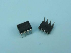 NCP-1215 DIP-8 UKŁAD