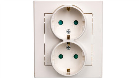 Sonata Gniazdo Podwójne Z/U Schuko Z Przesłonami Ecru Gp-2Rsp/27