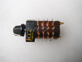 Przełącznik obrotowy 3P8N Unitra 12 pozycji 4 sekcje Unitra