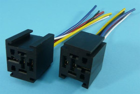 PODST.PRZEK.SAMOCH.Z KABLAMI 80A MAXI