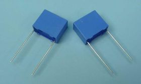 2,2uF/100V PCMT-15 5% L-25 POLIESTER