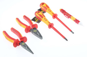 Zestaw narzędzi CK Obcinaki, Szczypce, Wkrętak, Tester napięcia VDE VDE