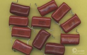 7,5nF/1600V r=20mm KONDENSATOR