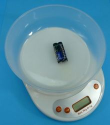 WAGA KUCHENNA Z MISĄ