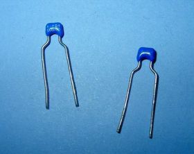 4,7pF KOND.MONOLITYCZNY (100SZT)