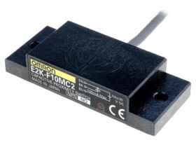 E2K-F10MC2 Czujnik pojemnościowy o zasięgu 0÷10mm, konfiguracji wyjścia NPN / NC