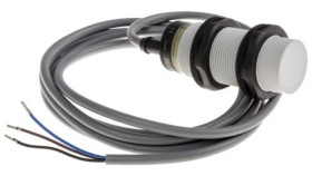 Czujnik Pojemnościowy Npn 15 Mm Cylindryczny M30 X 1,5 200 Ma 10 › 30 V Dc Ip67