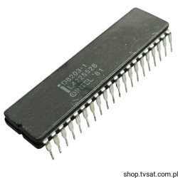 D8203-1 DRAM Controller to 8085 DIP40C INTEL USED