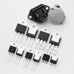 Triak Otwór przezierny Prąd w stanie wyłączenia: 25A TO-220AB 400V Prąd wyzwalania bramki: 80mA Littelfuse