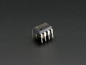 Adafruit Op Amp - Dual Rail-to-Rail - 2.7-6V power @ 80mA output