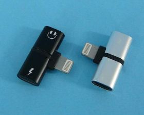 ADAPTER->LIGHTNING DO iPHONE