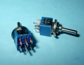 2-POZ 6-PIN (SMTS-202) PRZEŁ. 632