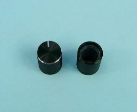 GAŁKA CZARNA 17mm FI=6mm h=13mm