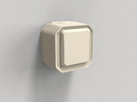 NOWE PLEXO 55 Gniazdo 2P+Z zaciski auto komplet natynkowy 16A - 250V AC piaskowe 069776L