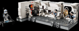 75387 LEGO® Star Wars™ - Boarding the Tantive IV
