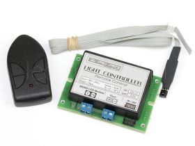 ŚCIEMNIACZ taśm LED 12/24V 8A z pilotem IR VARILED SYSTEM