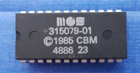 Commodore C128 IC 315079-01 Character ROM