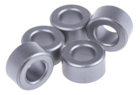 Tuleja ferrytowa średnica otworu 7mm Wieloobrotowe rdzenie tłumiące otwory: 1 Rdzeń toroidalny Ferryt Nie Essentra