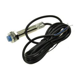 Czujnik poj. CM-12-3004-PB M12 NC PNP 4mm pojemnościowy