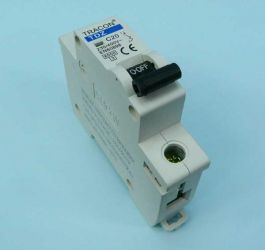 20A 1C BEZP.INSTALACYJNY TRACON