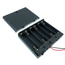 Koszyk na baterie 6 x AA R6 z włącznikiem 9V