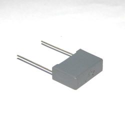 Kondensator 100nF 275V AC X2 18mm x 11mm x 6mm