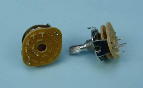 1-SEK 1-5 POZ 0,3A/125V PRZEŁ.OBROTOWY