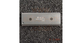HD64180RP-10 microprocessor - Hitachi