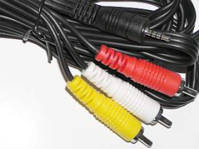 Kabel JACK 2.5 4pin - 3RCA 2.5m