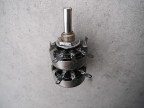Potencjometr SP-3.2 2 x 2,2 MOhm A 2W Telpod