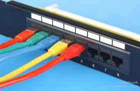Patch panel 8 portów UTP kat.6 1U 10"