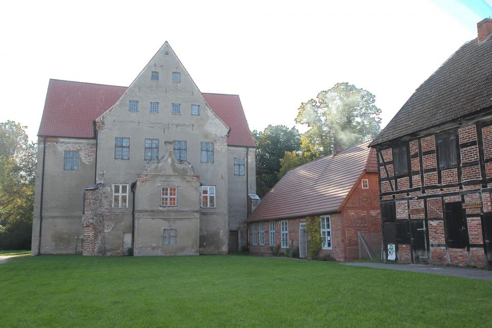 Ludwigsburg Manor, where Runge often visited artist-friend F.A. von Klinkowström is in desperate need of repair funding