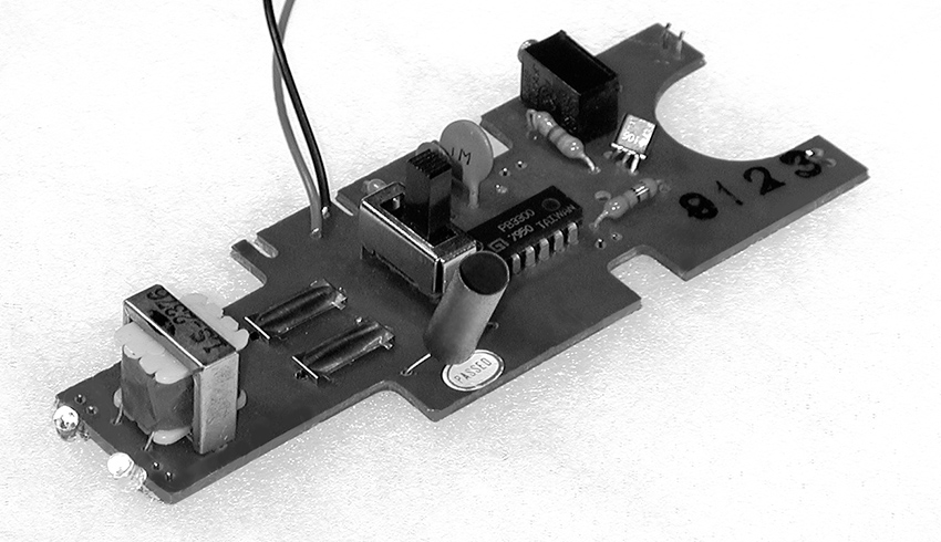 Photoresistor in place of a clock resistor