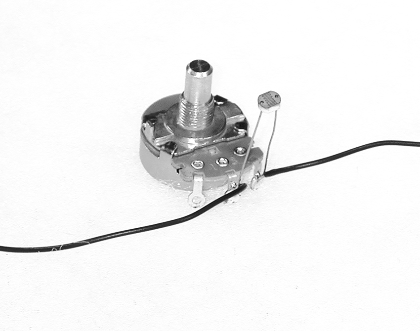 A potentiometer and photoresistor in parallel