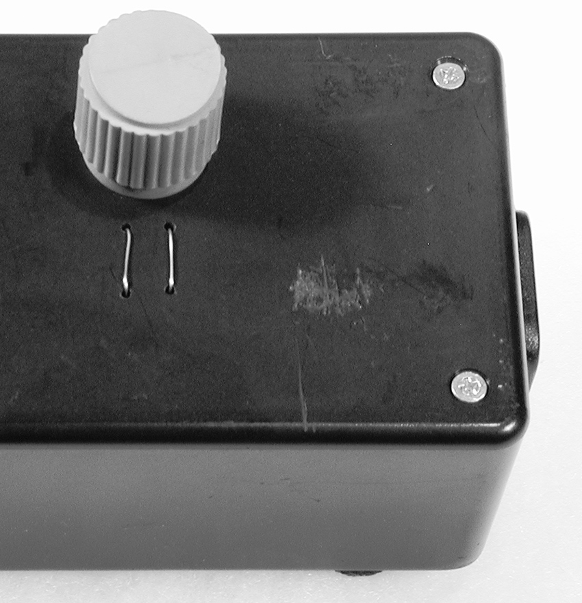 A potentiometer with electrodes in parallel